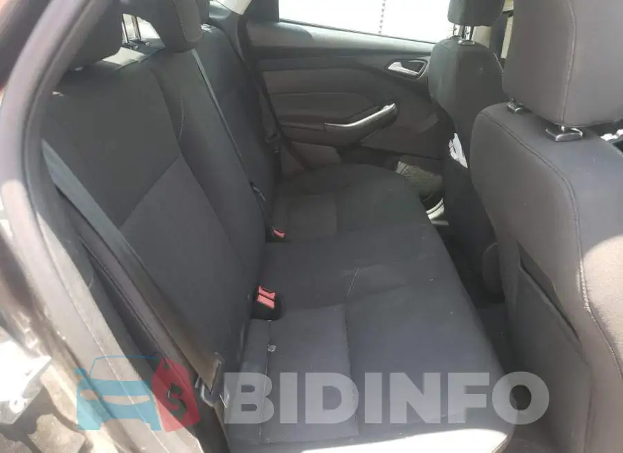 1FADP3F25GL218831 Photo# 6