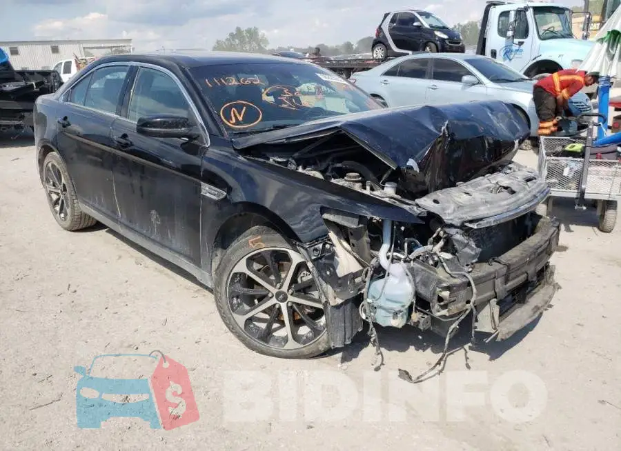1FAHP2E82GG111262 Photo# 1