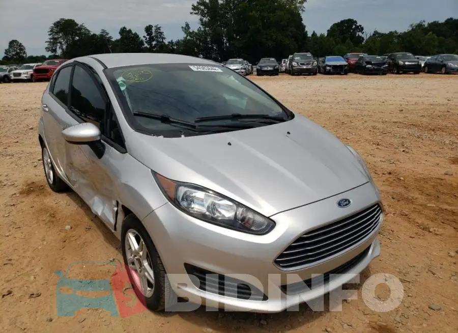 3FADP4EJXKM158616 Photo# 1