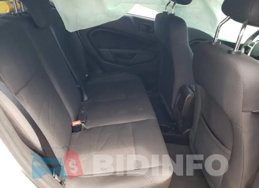 3FADP4EJXKM158616 Photo# 6