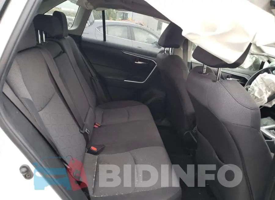 JTMW1RFV5KD029830 Photo# 6