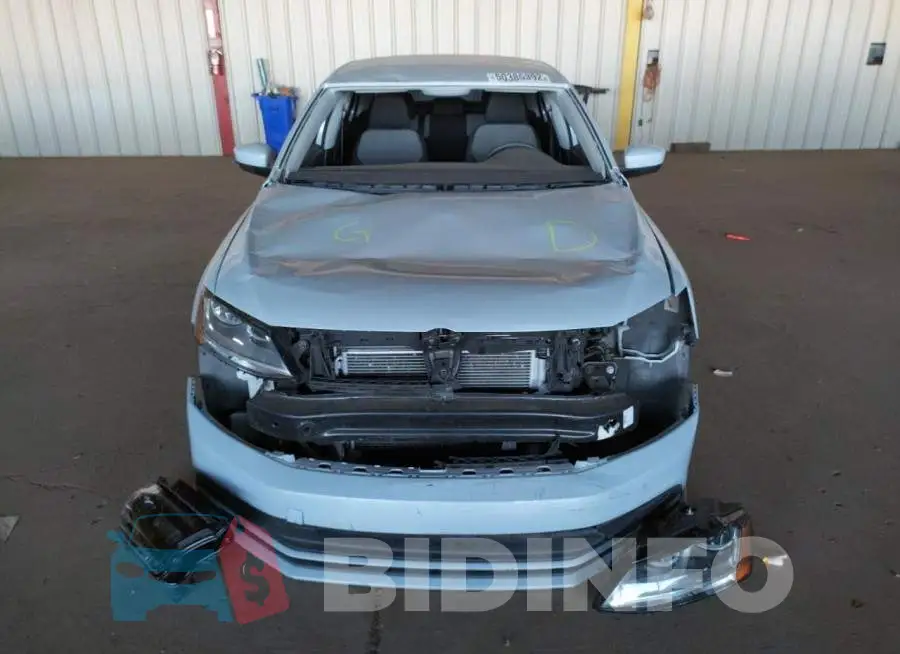 3VW2B7AJ7HM393715 Photo# 9
