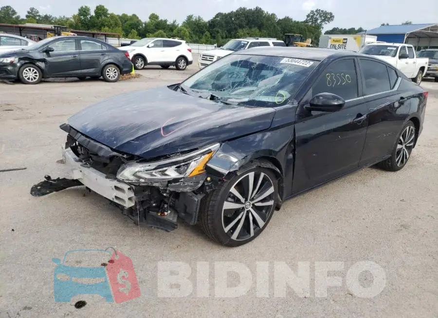 1N4BL4CV3KC134622 Photo# 2