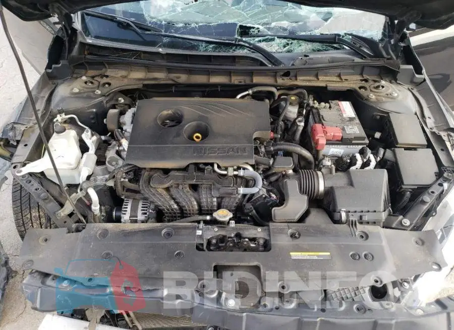 1N4BL4CV3KC134622 Photo# 7