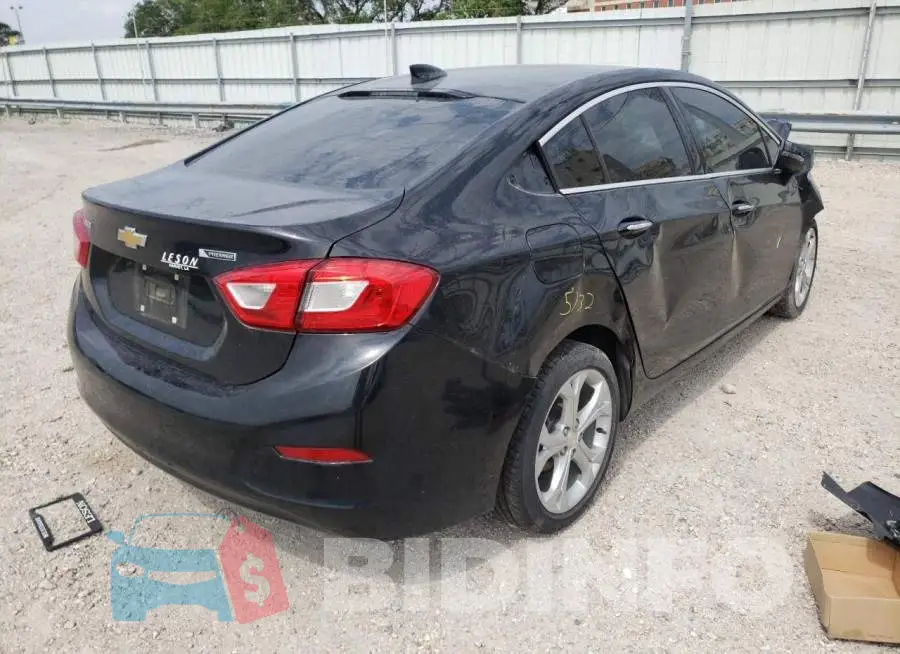 1G1BF5SM2J7105337 Photo# 4