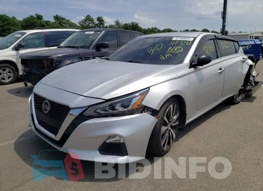 1N4BL4CV2KC112241 Photo# 2