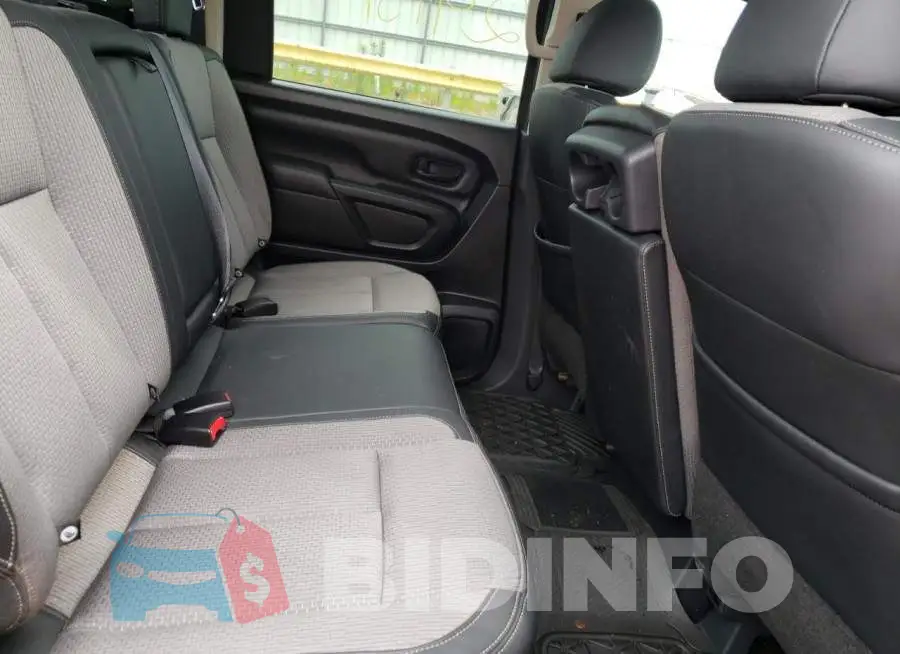 1N6AA1F36JN514767 Photo# 6