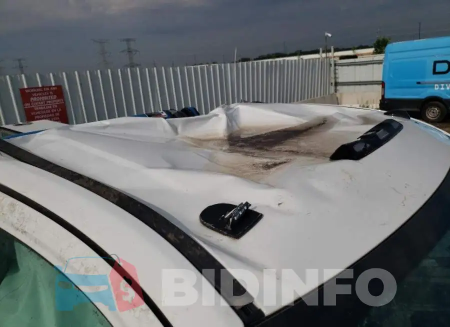 1GB3YSE74MF148179 Photo# 9
