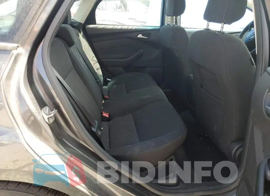 1FADP3FE4JL270159 Photo# 6
