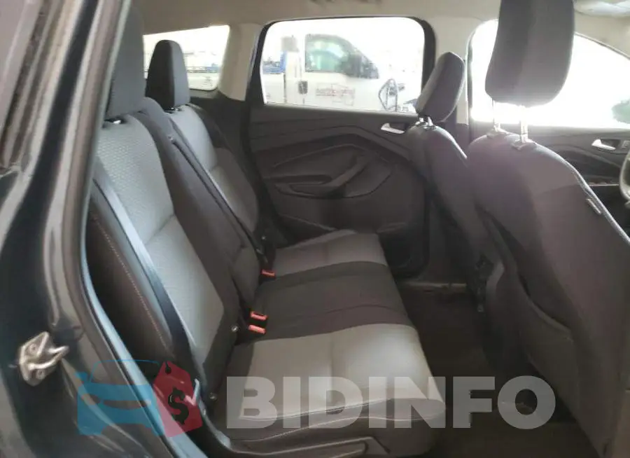 1FMCU9GD3KUB68639 Photo# 6