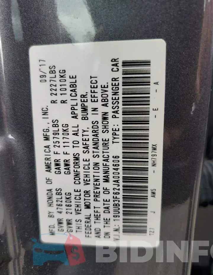 19UUB3F62JA004606 Photo# 10