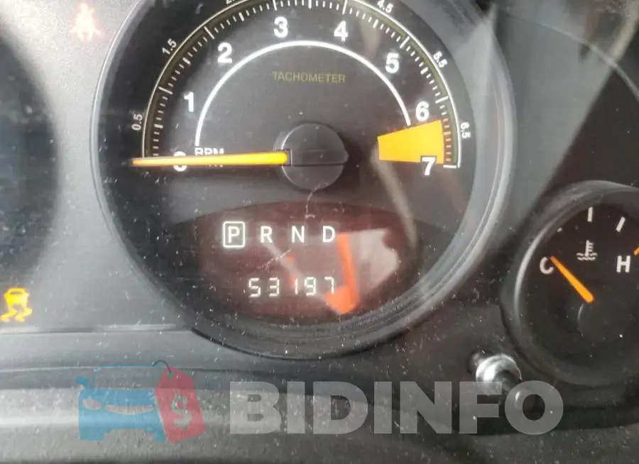 1C4NJPBB6GD747728 Photo# 8