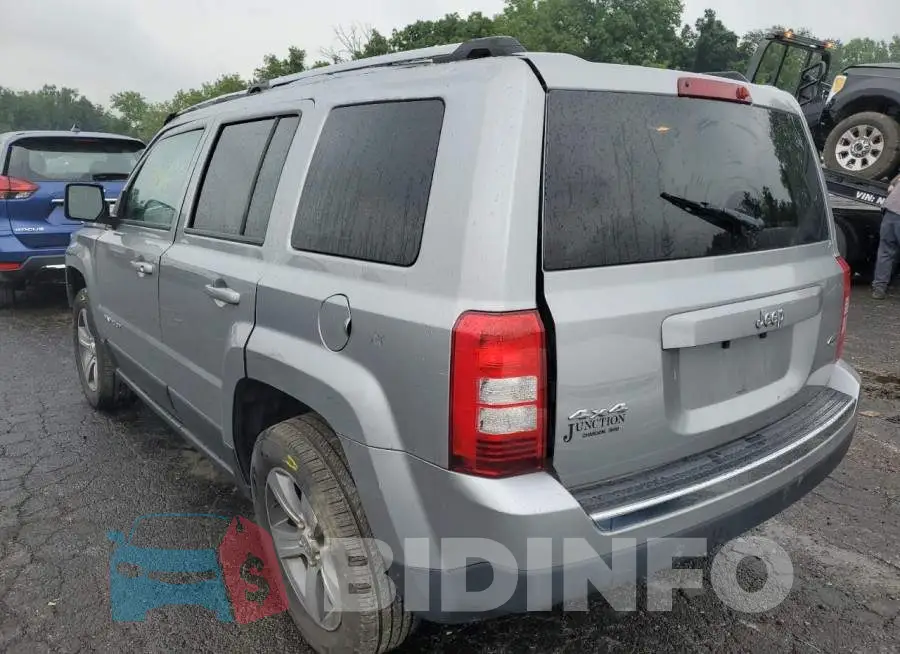 1C4NJRFB5GD724799 Photo# 3