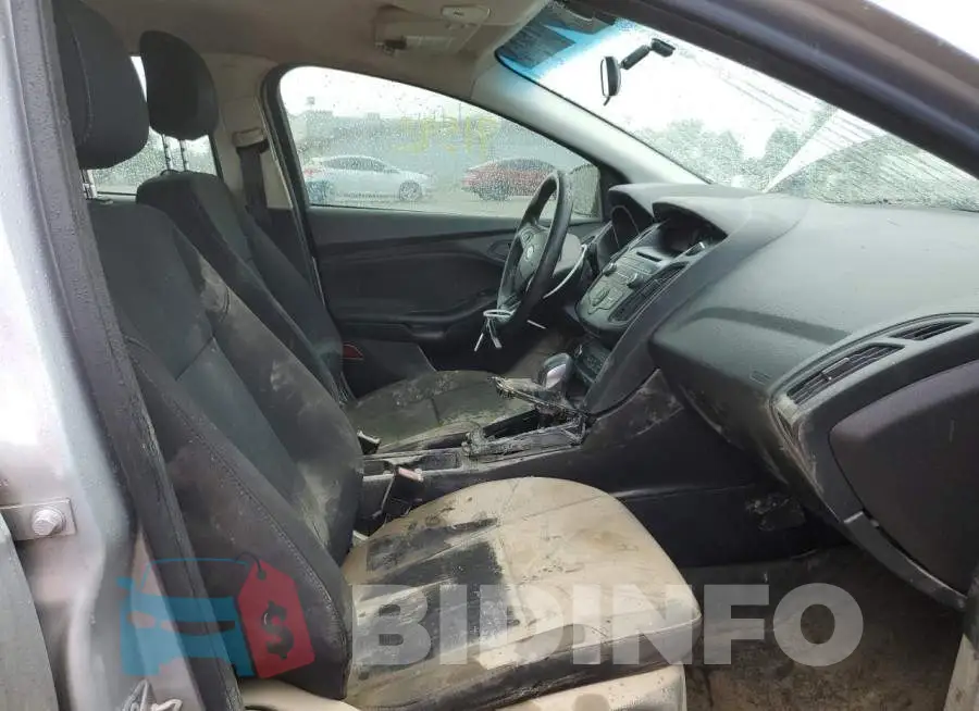 1FADP3E29HL295138 Photo# 5