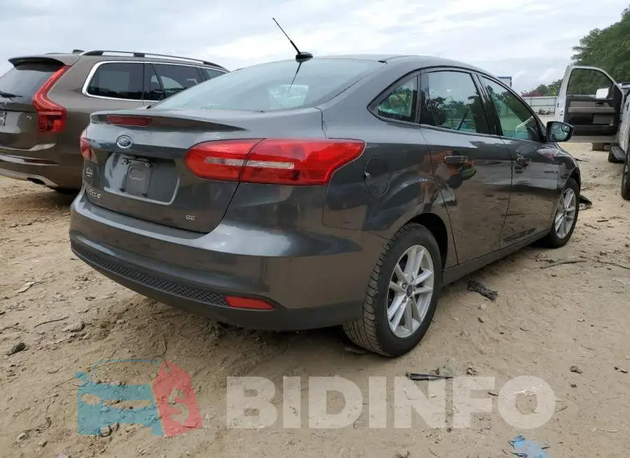 1FADP3F26JL251442 Photo# 4