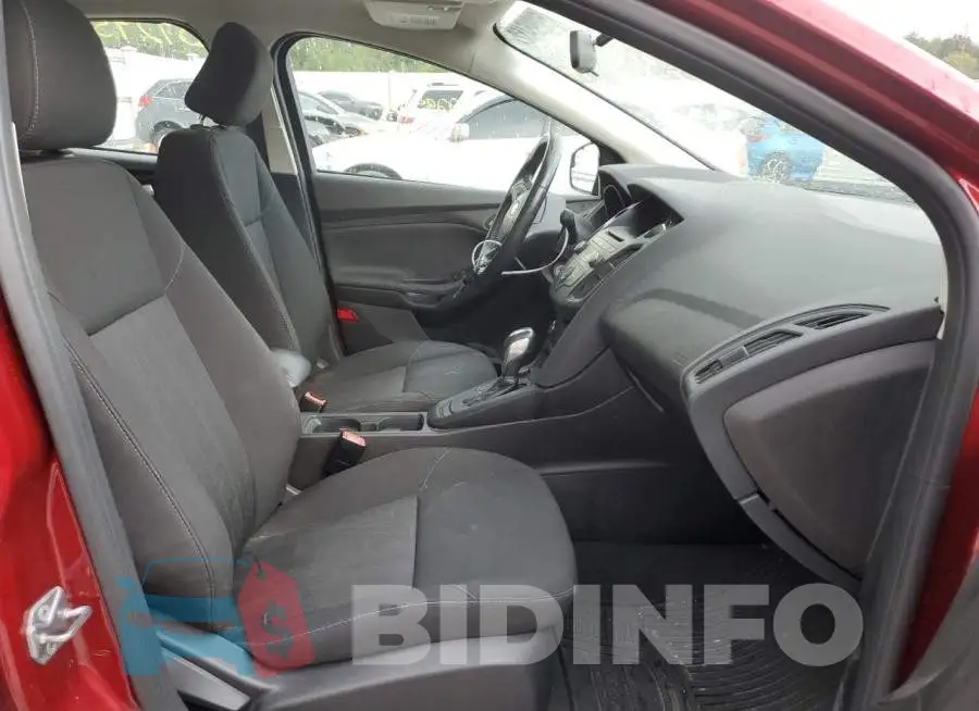 1FADP3F27GL377687 Photo# 5
