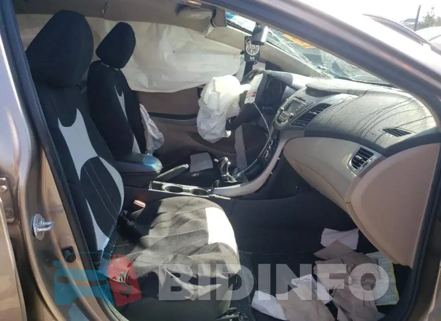 5NPDH4AE8GH780225 Photo# 5