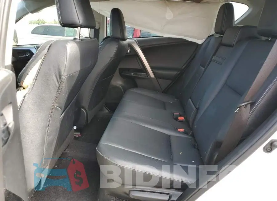 JTMDJREV9HD104434 Photo# 6