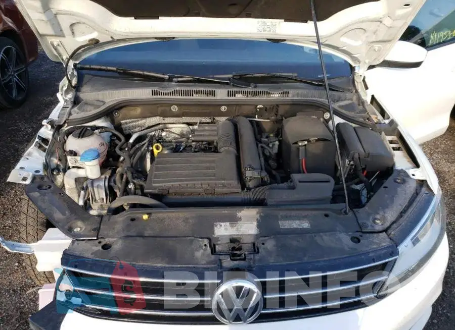 3VW2B7AJXHM257868 Photo# 7