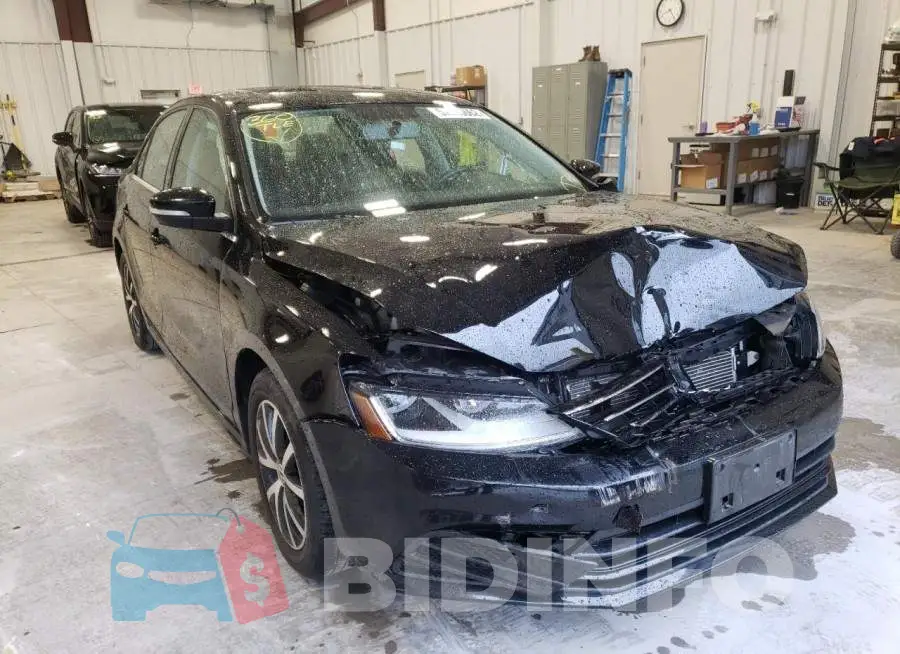 3VWB67AJ2HM401434 Photo# 1