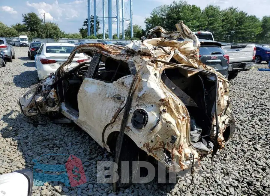 3N1CP5CU6JL544076 Photo# 3