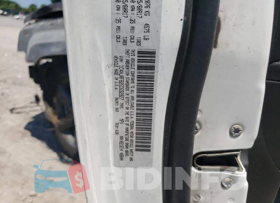 1C4NJRFB2GD692927 Photo# 10