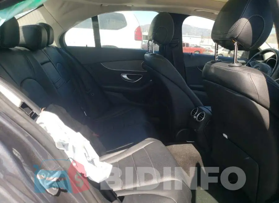 55SWF4HB5GU158317 Photo# 6