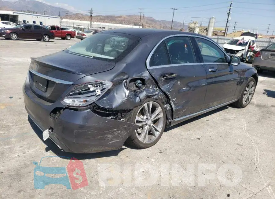 55SWF4HB5GU158317 Photo# 4