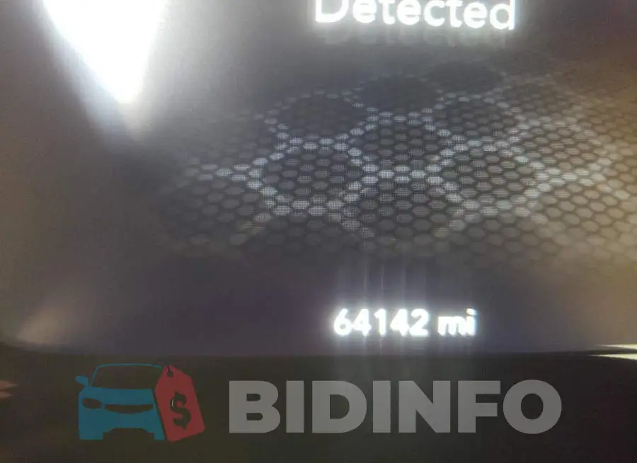 2C3CDXCT7KH569253 Photo# 8