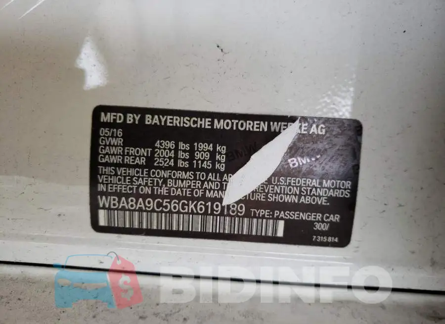 WBA8A9C56GK619189 Photo# 10
