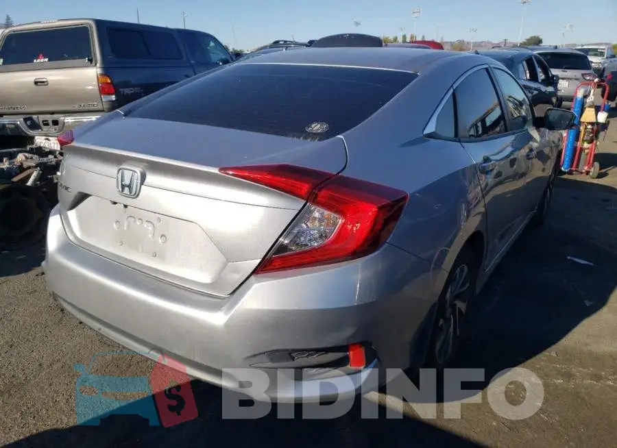 19XFC2F77GE210680 Photo# 4