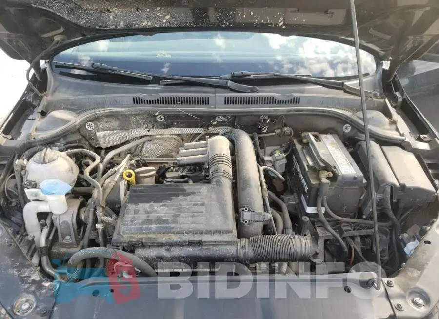3VW167AJ4HM368125 Photo# 7