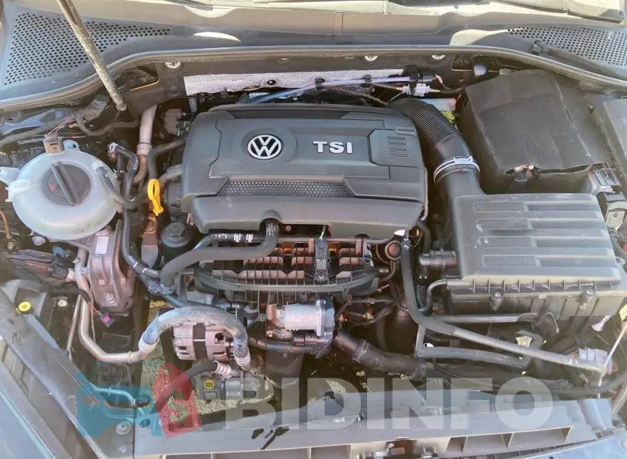 3VW447AU5HM059132 Photo# 7