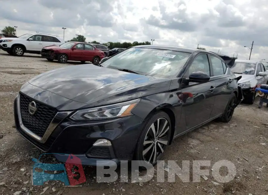 1N4BL4CV3KC158953 Photo# 2
