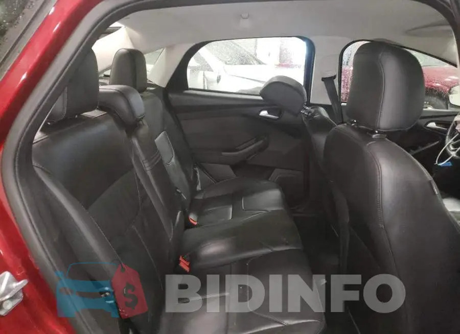 1FADP3F26GL244290 Photo# 6