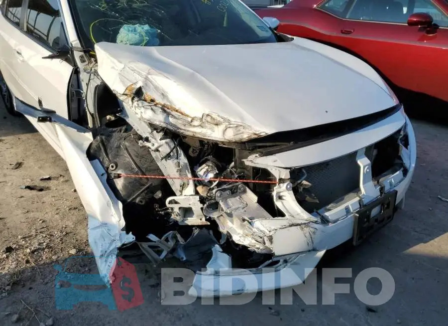 19XFC2F73HE002748 Photo# 9