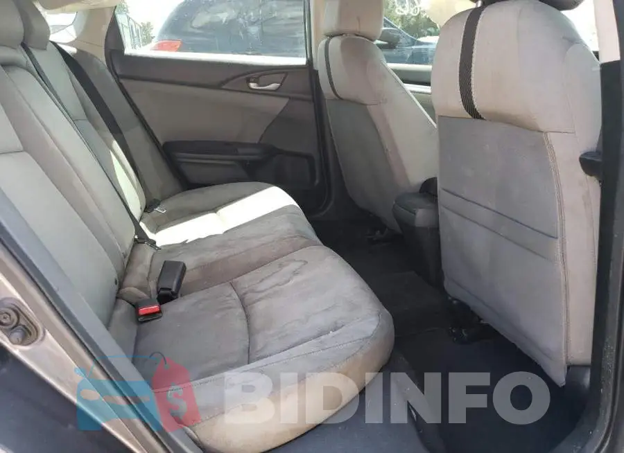 19XFC2F79GE214147 Photo# 6