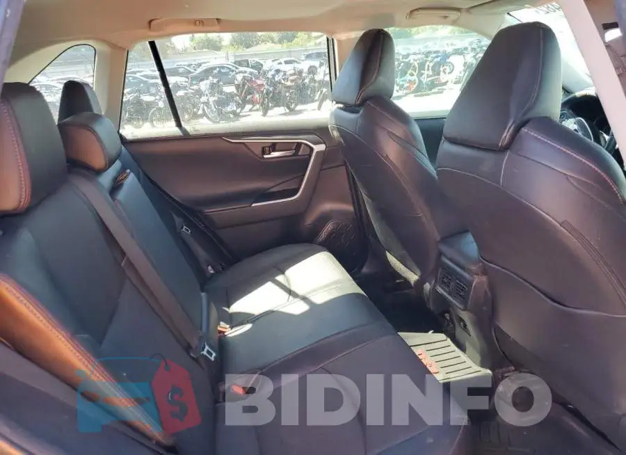 2T3S1RFV3MW170562 Photo# 6