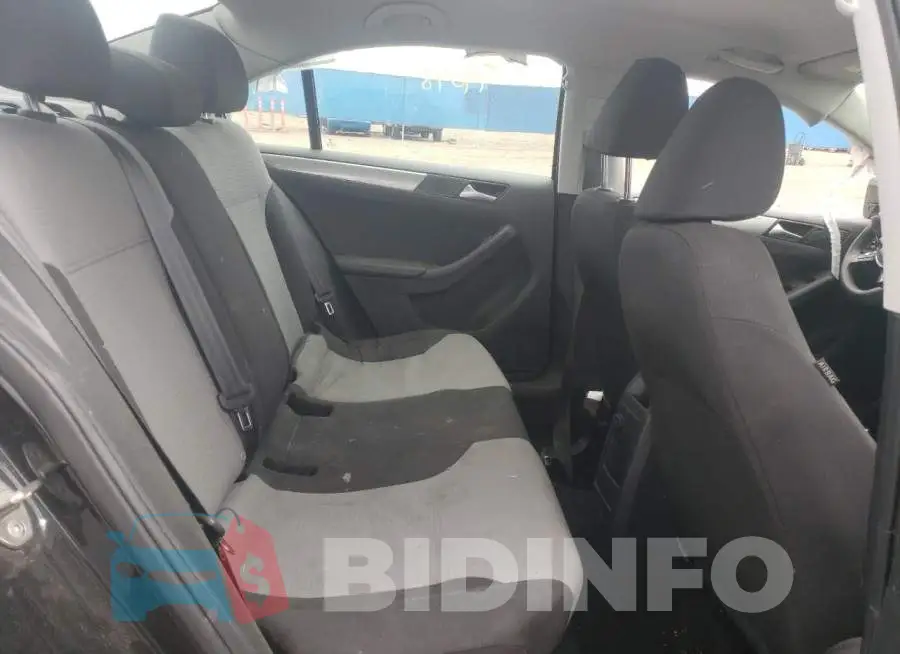3VW167AJ8HM242107 Photo# 6