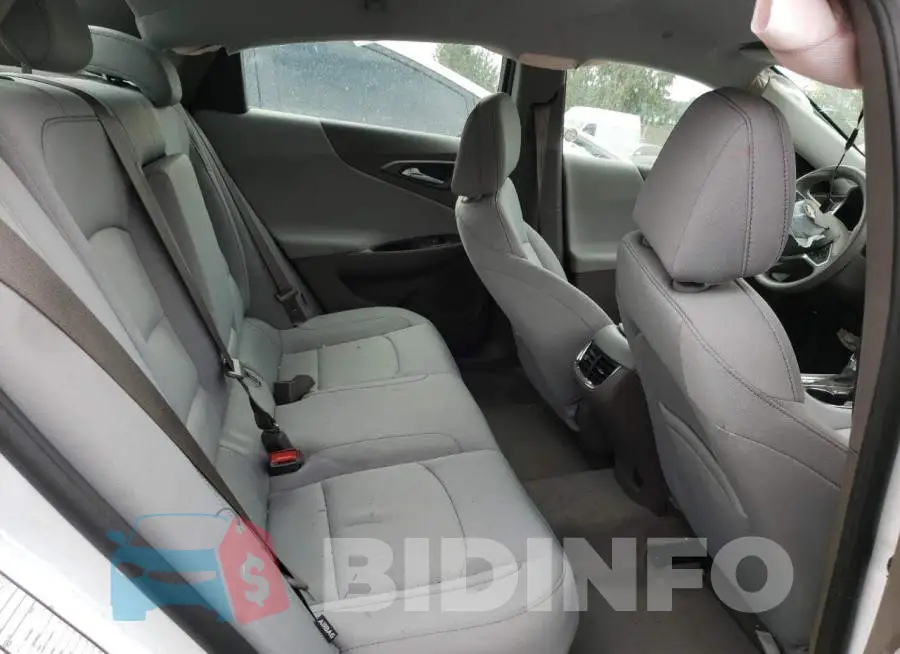 1G1ZD5ST2NF138331 Photo# 6