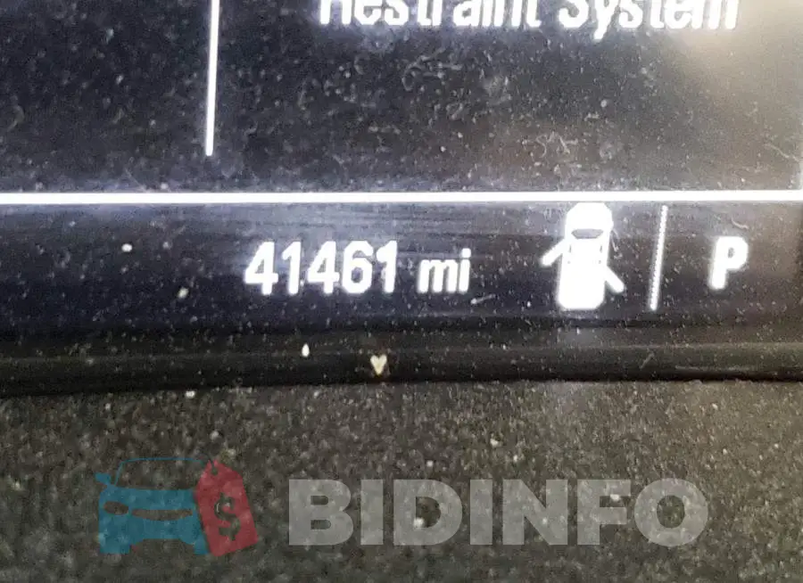 1GCHSBEA0K1158863 Photo# 8