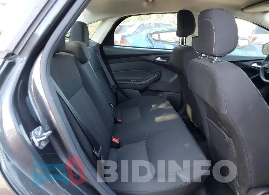 1FADP3F21JL202200 Photo# 6