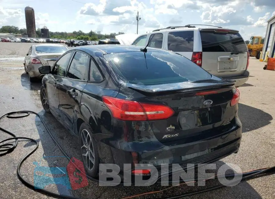 1FADP3F26GL274177 Photo# 3
