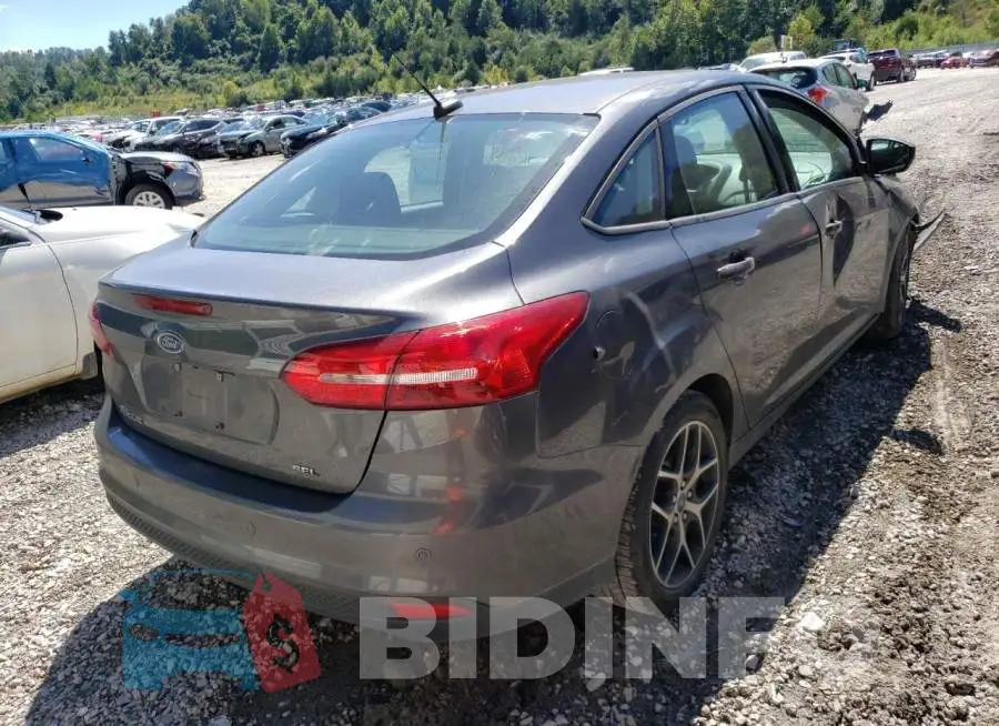 1FADP3H20JL246072 Photo# 4