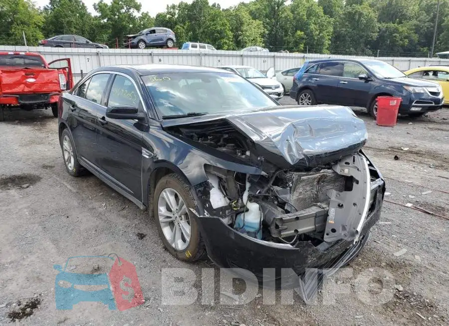 1FAHP2E82HG103552 Photo# 1