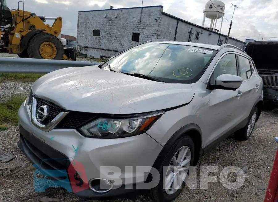 JN1BJ1CR6HW111895 Photo# 2