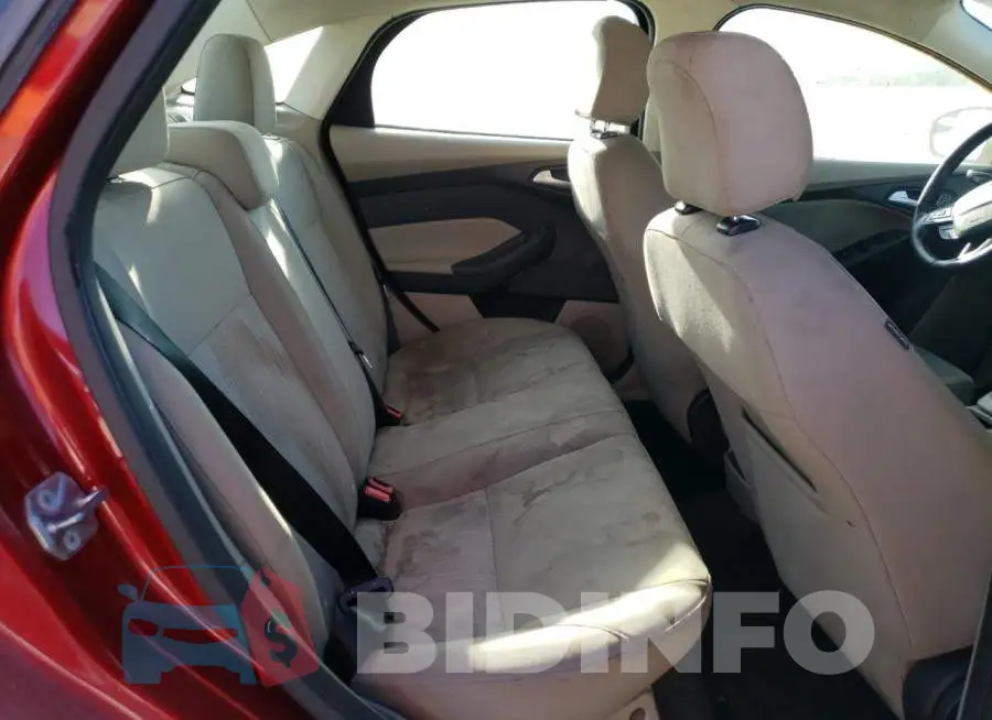 1FADP3F26GL261199 Photo# 6