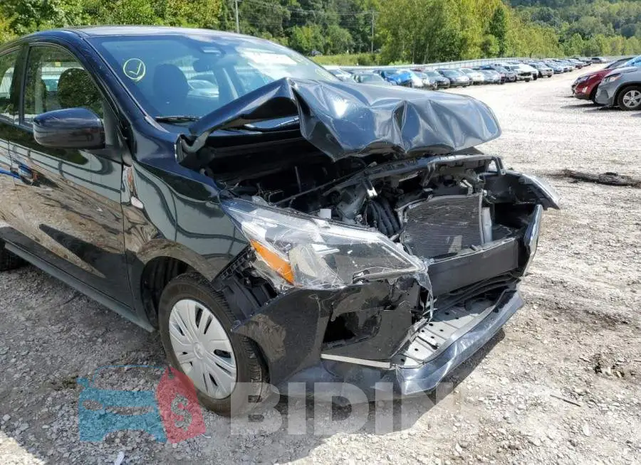 ML32AUHJ6MH011637 Photo# 9