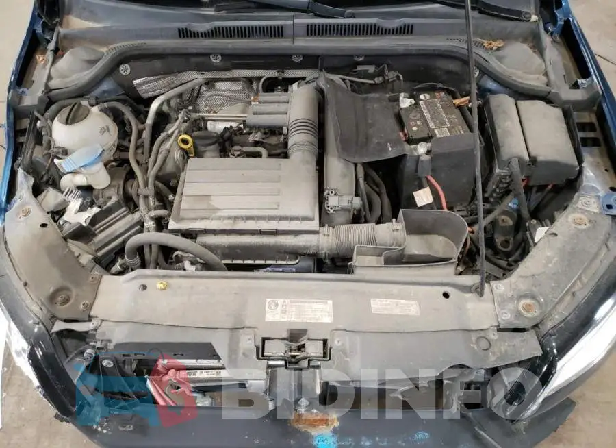 3VW2B7AJ0HM202541 Photo# 7