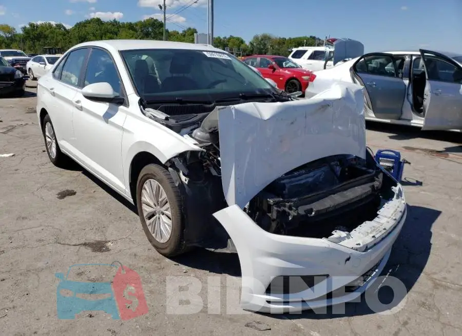 3VWCB7BUXLM024692 Photo# 1